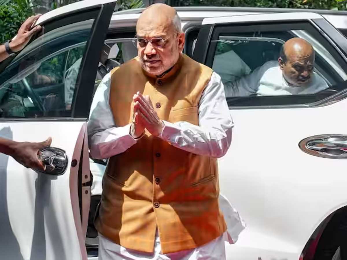 अमित शाह छिंदवाड़ा में जनसभा स्थल पहुंचे